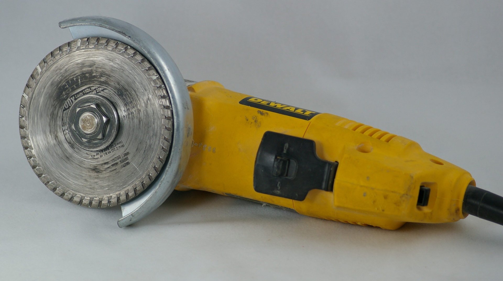 Diamond Cutting Blade for Angle Grinder - 115MM