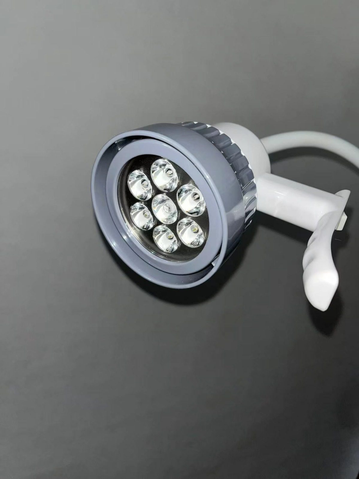 Gooseneck examination lamp