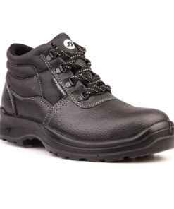 Bata Territory Memphis Black Boot Size 8